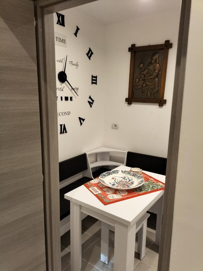 Dimora Di Don Kikkone Appartement Napels Buitenkant foto